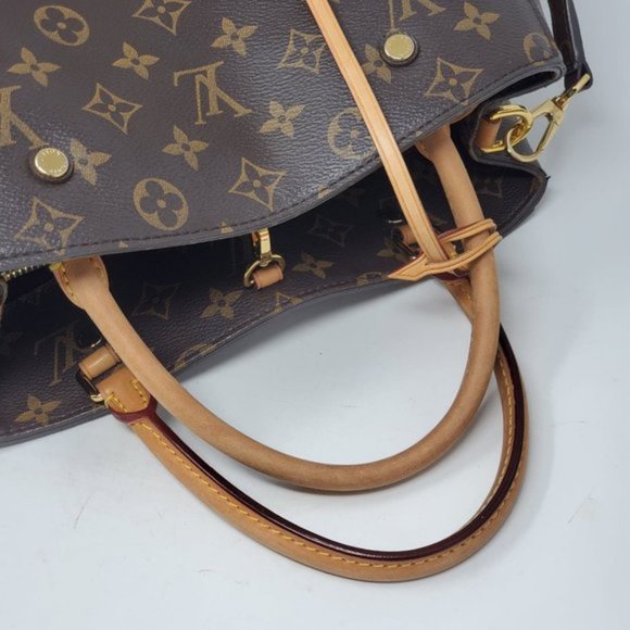 Louis Vuitton Montaigne MM Monogram Shoulder Bag - Picture 6 of 16